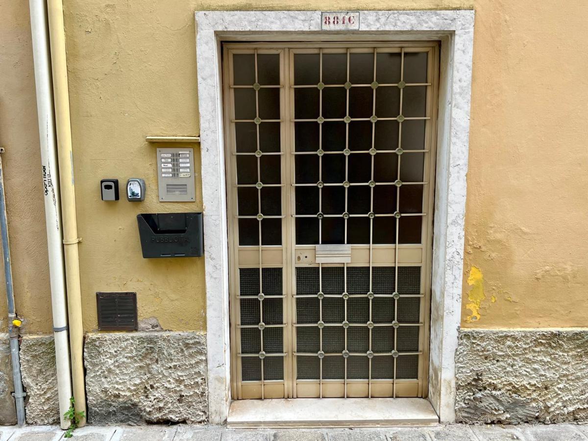 Appartamento 3 Camere Da Letto - Holiday House 2 Venezia Eksteriør bilde